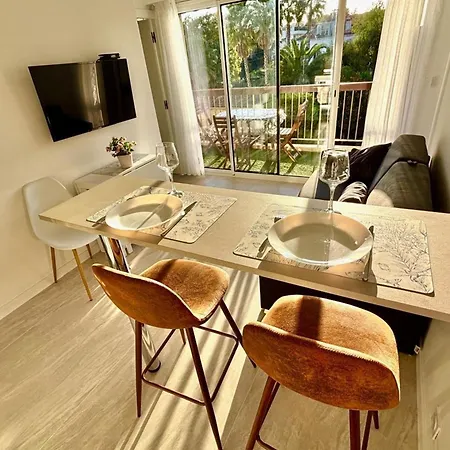 1-bedroom 50 M From The With Terrace Swimming Pool Ac * Антіб