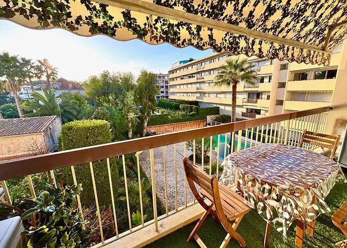 Nyaraló 1-bedroom 50 M From The With Terrace Swimming Pool Ac *